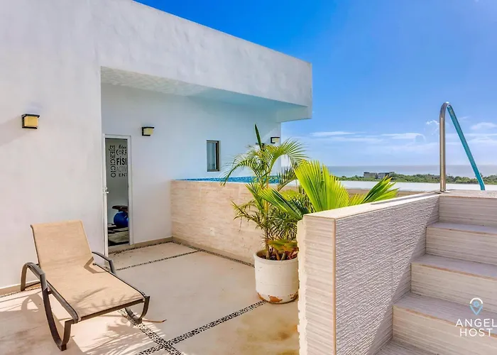 Ocean-view W Gym, Pool & Balcony Apartamento *