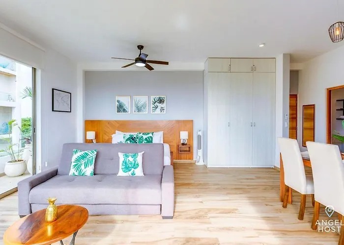 Ocean-view W Gym, Pool & Balcony Apartamento *